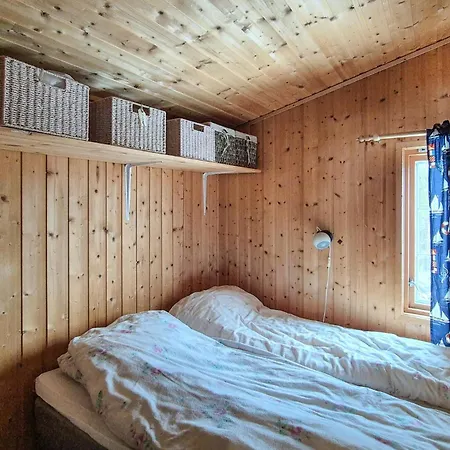 3 Bedroom Beautiful In Fjelberg בית נופש *